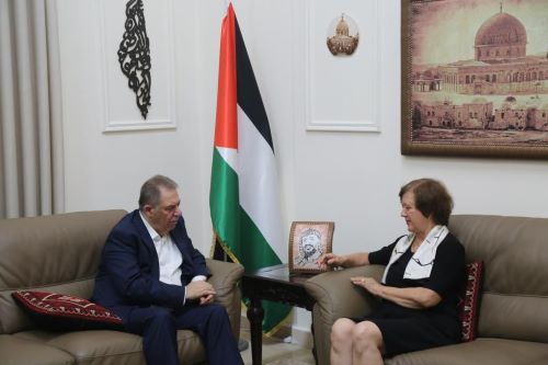 دبور يستقبل المنسقة الخاصة للأمم المتحدة في لبنان