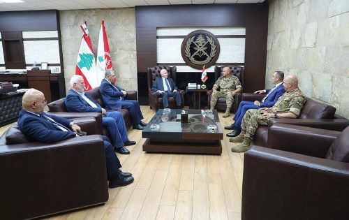 الاحمد يلتقي قائد الجيش اللبناني