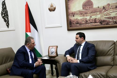 دبور يلتقي القائم باعمال سفارة دولة الكويت في لبنان