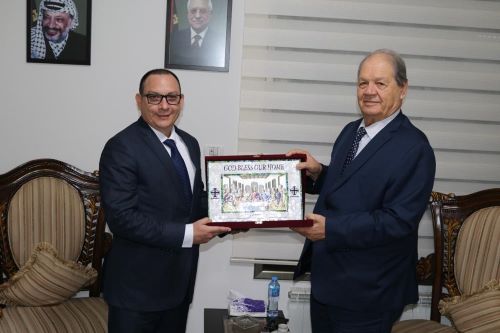 فتوح يكرم سفير نيكاراغوا لمناسبة انتهاء مهامه الرسمية في فلسطين