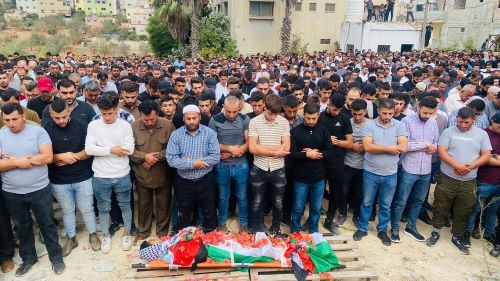 جماهير شعبنا تشيع الشهيد عديلي في بيتا جنوب نابلس