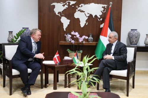 اشتية خلال لقائه وزير خارجية الدنمارك: نطالب بوقف العدوان فورا وضمان الممرات الآمنة لوصول المساعدات 