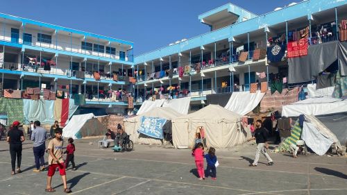 غزة.. وقف مؤقت للإبادة ونازحون غاضبون لعدم عودتهم لمنازلهم