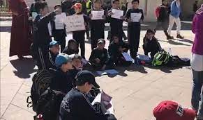 الاحتلال يرفض السماح للأطفال المقدسيين المحررين بالصفقة الأخيرة باستكمال دراستهم