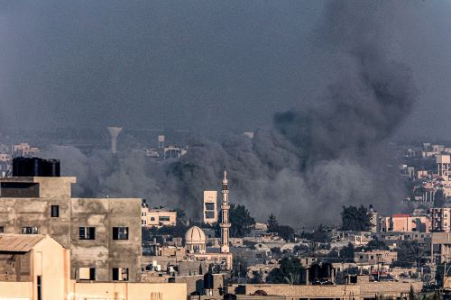 في اليوم 81 من العدوان: عشرات الشهداء والجرحى في غارات للاحتلال على مناطق متفرقة من غزة