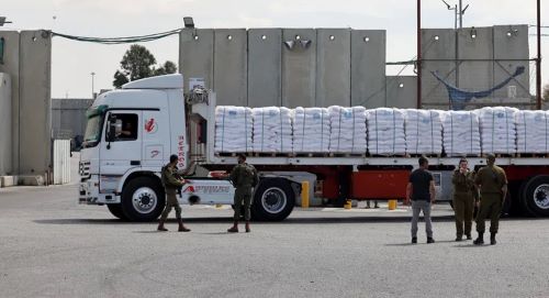 أوكسفام: إسرائيل تتعمد منع إدخال المساعدات الإنسانية إلى غزة