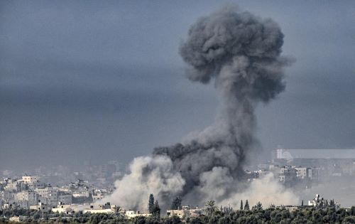 ارتفاع حصيلة الشهداء في قطاع غزة إلى 31923 والاصابات إلى 74096 منذ بدء العدوان