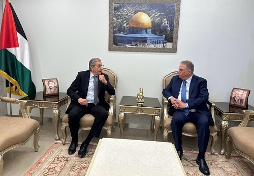 السفير دبور يستقبل السفير الجزائري في لبنان