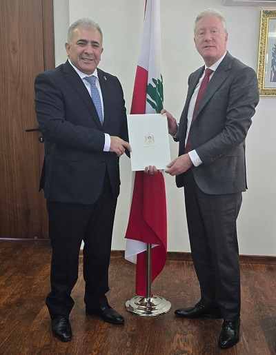 السفير محمد الاسعد يقدم نسخة من اوراق اعتماده لوزير الخارجية اللبناني
