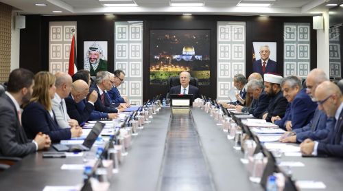 مصطفى يحذّر من تعطيل خطط التعافي والإعمار في قطاع غزة ما يفاقم معاناة شعبنا