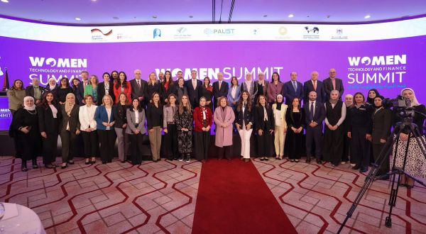 برعاية وحضور رئيس الوزراء: إطلاق قمة المرأة والتكنولوجيا والمال