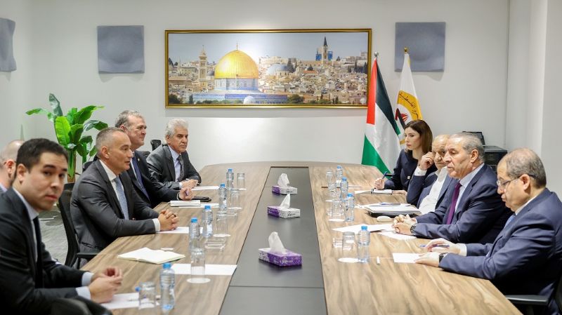 نائب الرئيس يبحث مع ملادينوف سبل تنفيذ المرحلة الثانية من خطة الرئيس ترمب بشأن غزة