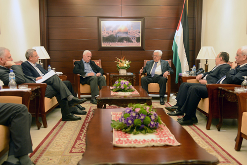 الأحمد بعد استقبال الرئيس لوفد القيادة: ذاهبون لغزة للاتفاق على تنفيذ ما وقعنا عليه