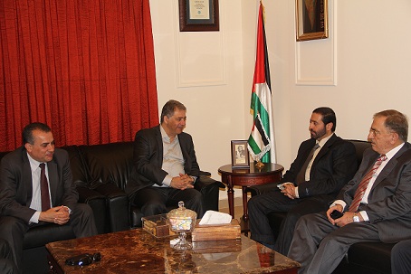 دبور يستقبل رئيس مؤسسة الحبتور للأعمال الخيرية