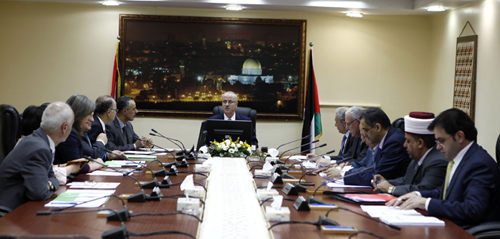 الحكومة تحذر من مخططات إسرائيل لشن عدوان شامل على القطاع