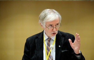 وزير الخارجية الفنلندي يطالب بالتفكير في فرض عقوبات على إسرائيل