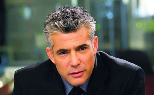 لبيد: لن أصوّت على أي اتفاق يتم التوصل اليه في القاهرة