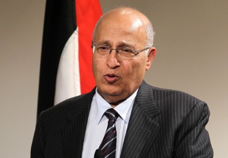 "الاشتراكية الدولية " تنتخب نبيل شعث نائبا لرئيسها