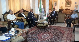 دبور يزور سفير الجزائر مثمناً مواقف الرئيس تبون