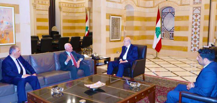 الاحمد يلتقي رئيس الحكومة اللبنانية